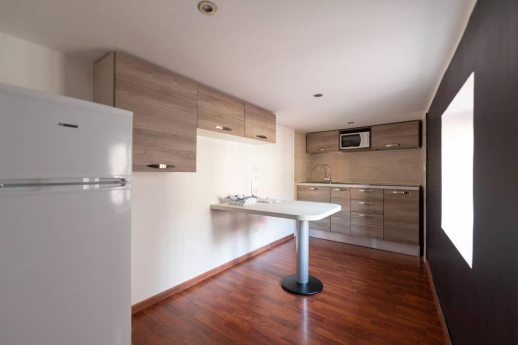 Toledo Jacuzzi Appartment Naples Extérieur photo