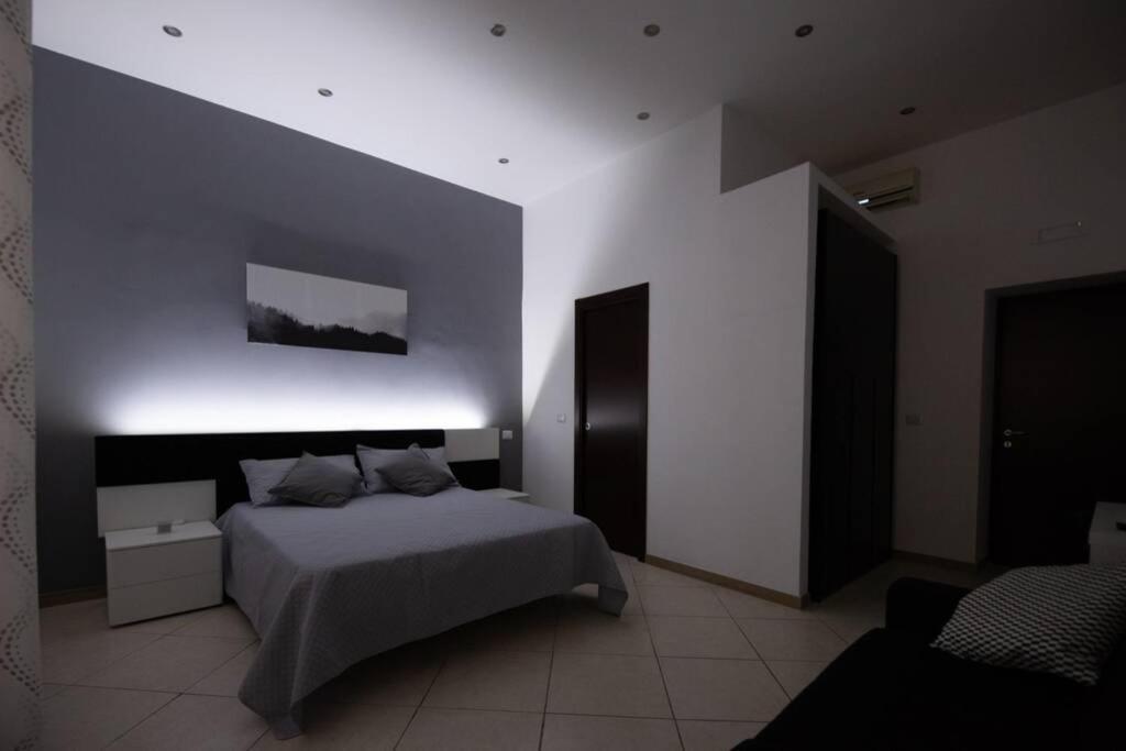 Toledo Jacuzzi Appartment Naples Extérieur photo